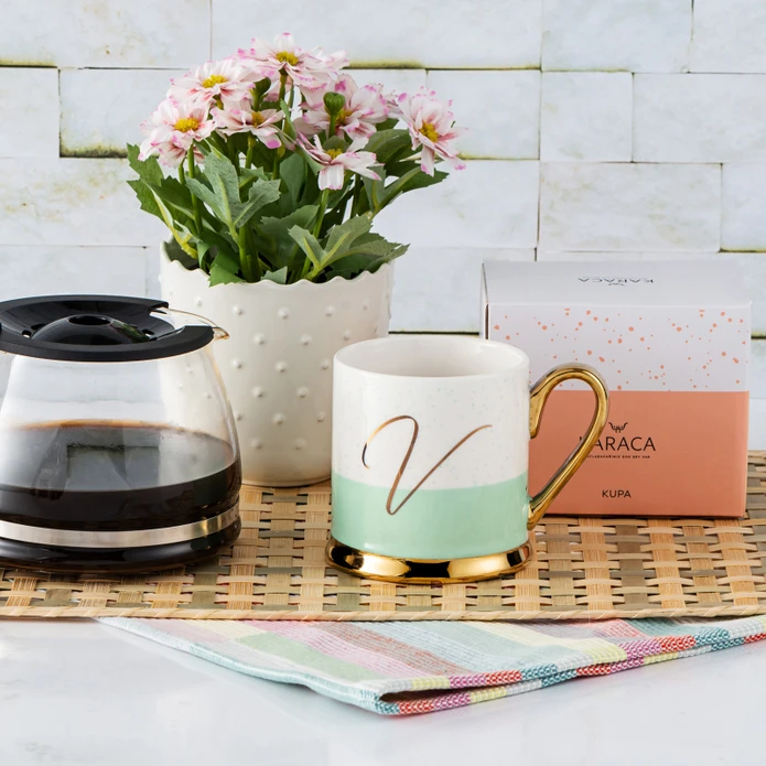 Κούπα Για Καφέ Γράμμα V